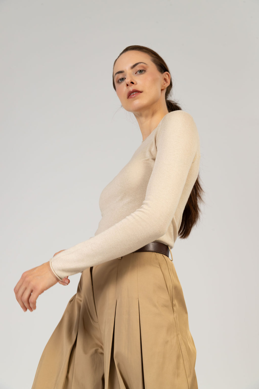 Annabelle – Cashmere Seide Top mit U-Boot-Ausschnitt - Beige