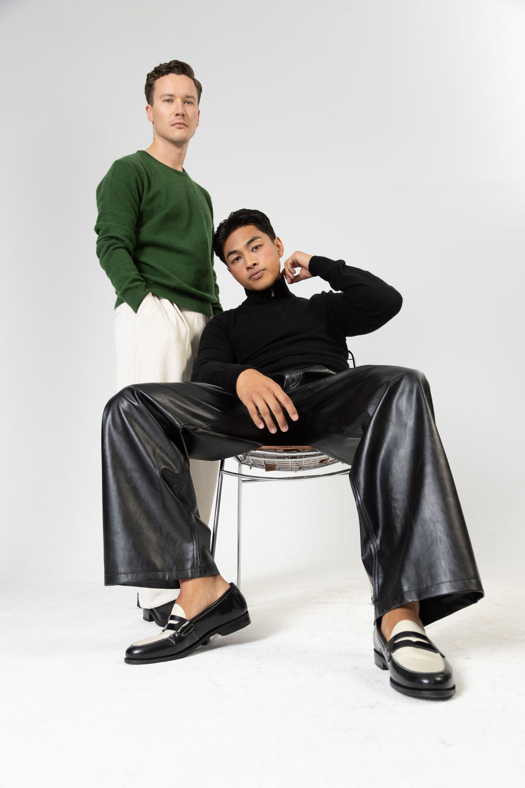 Adrian – Cashmere Klassischer Rundhals-Pullover - British Racing Green