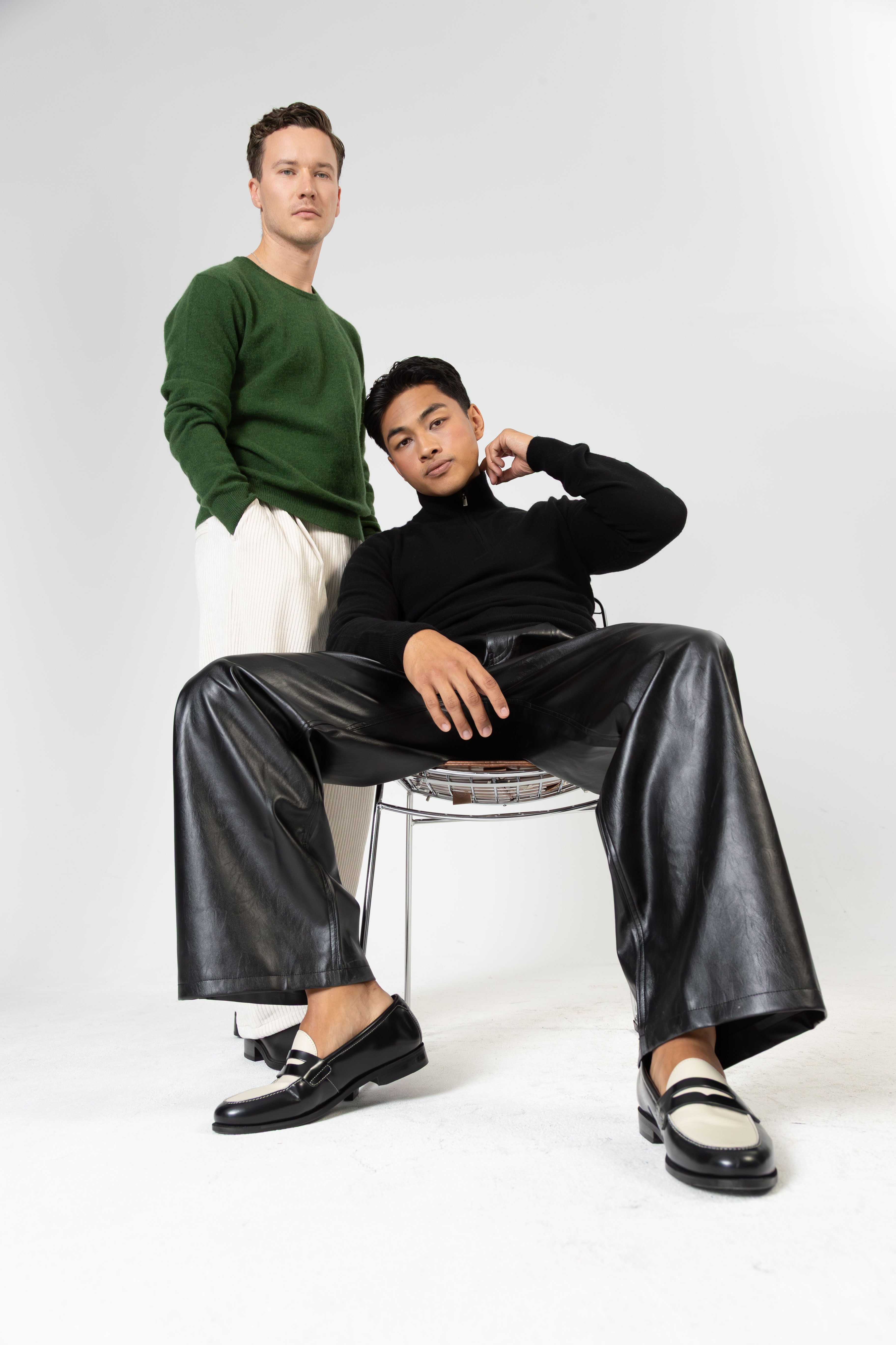 Adrian – Cashmere Klassischer Rundhals-Pullover - British Racing Green