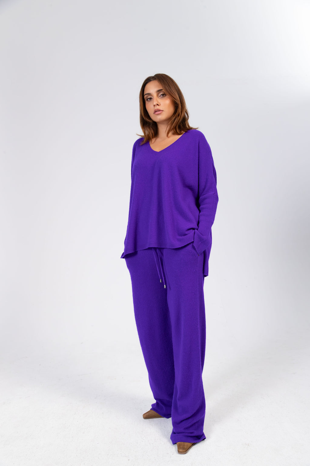 ANOUK - Cashmere Straight Fit Hose mit Seitenstreifen – Violett