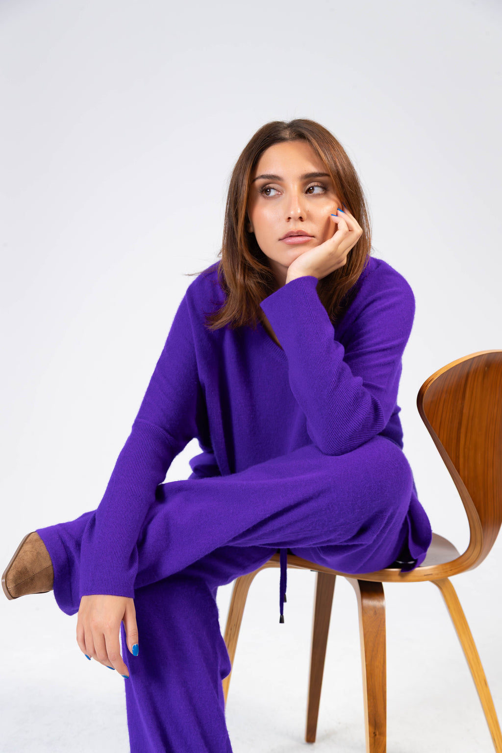 ANOUK - Cashmere V-Neck Oversized Pullover - Violett