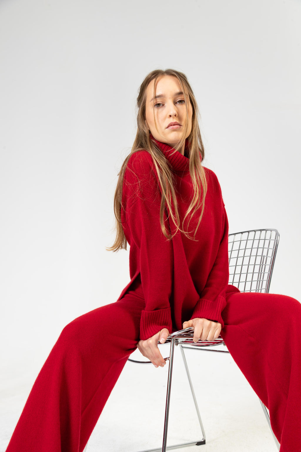 Alba – Cashmere Strickhose mit breitem Komfortbund - Granatapfelrot