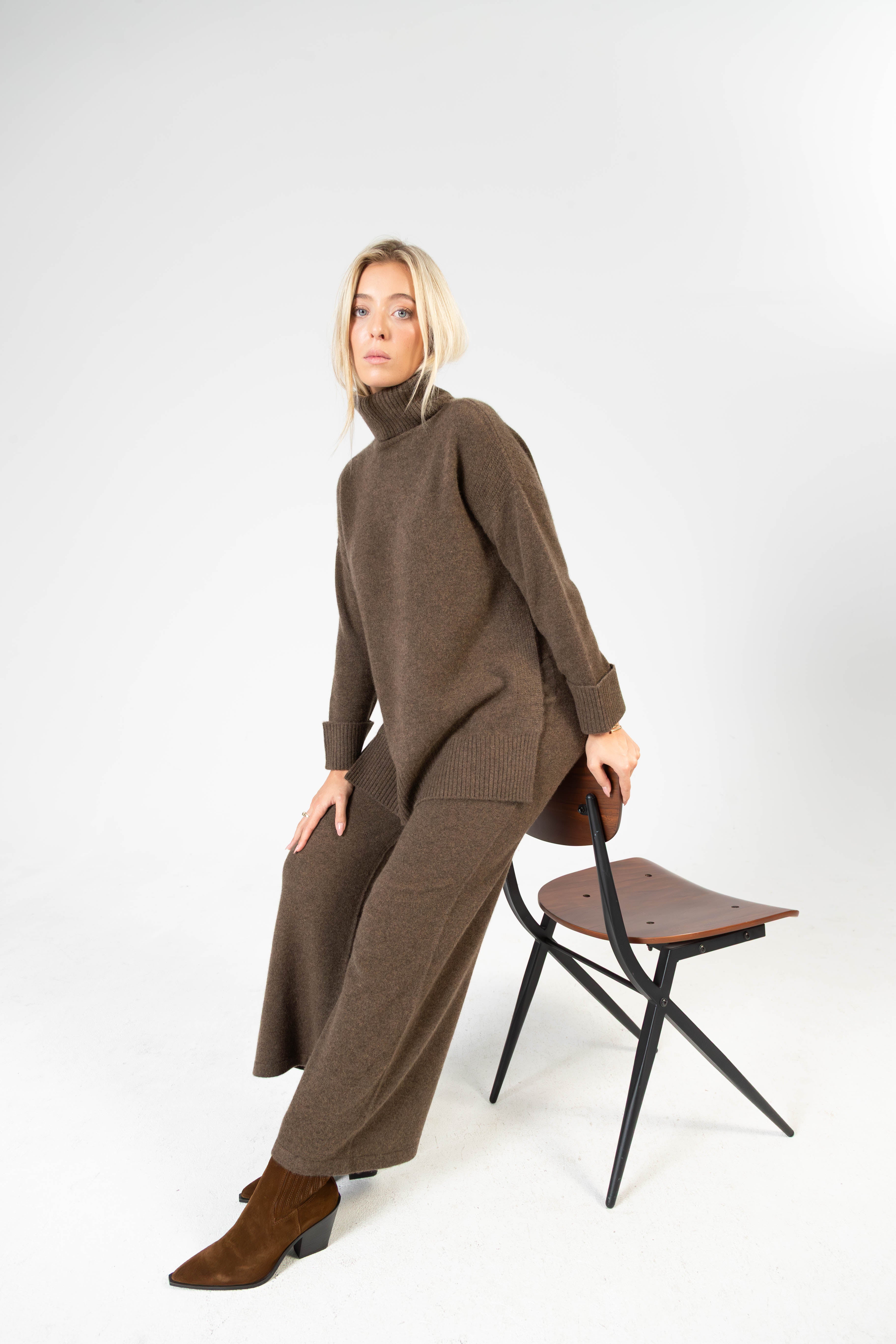 Alba – Cashmere Strickhose mit breitem Komfortbund - Espresso Mélange