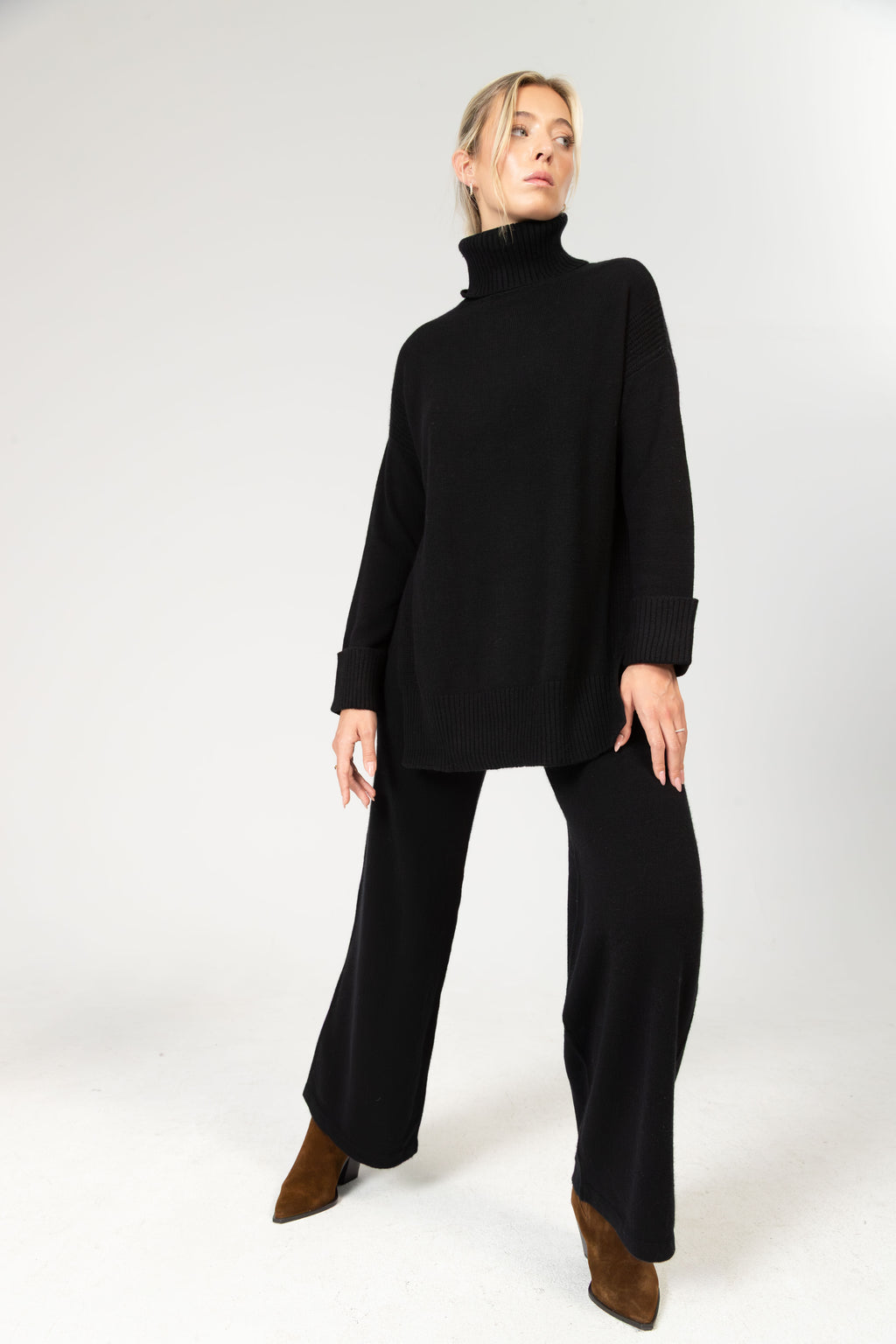 Alba – Cashmere Strickhose mit breitem Komfortbund - Schwarz