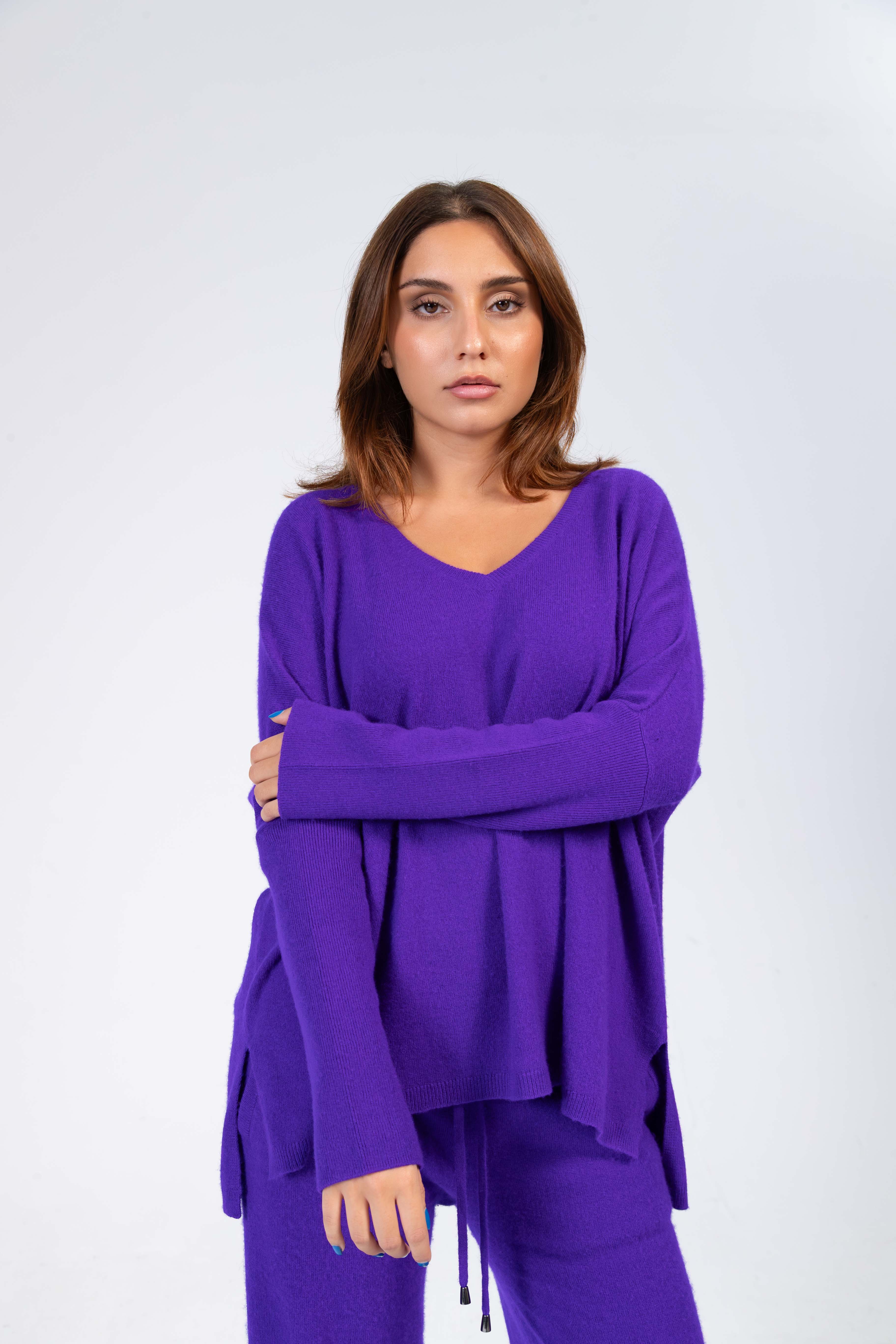 ANOUK - Cashmere V-Neck Oversized Pullover - Violett
